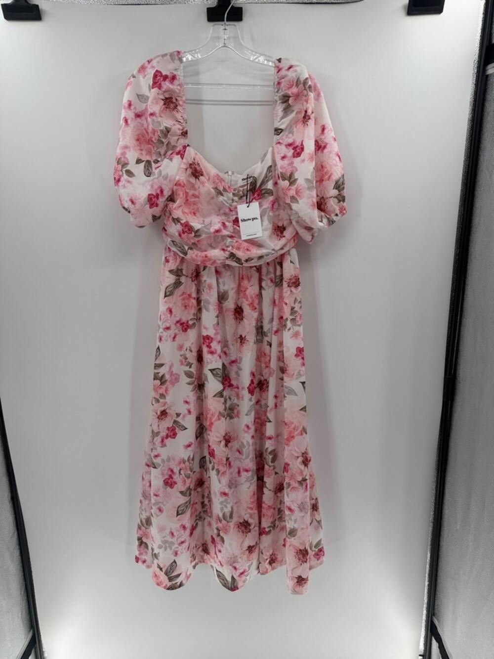 Showpo. Women's Haxzel Ruched Bust Puff Sleeve Midi Dress - Bouquet Floral - 8